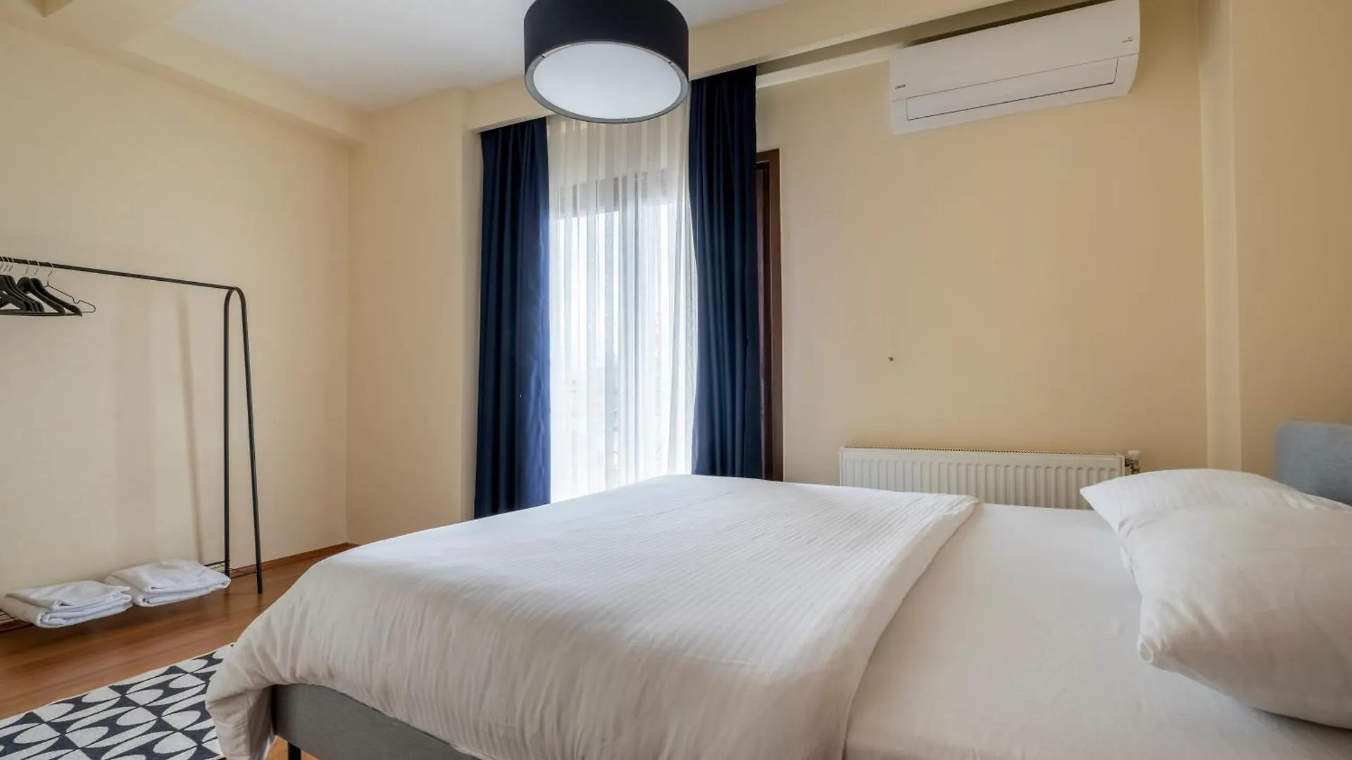 Bosphorus View - Central Location - 3 Bedrooms - 2 Bathrooms اسطنبول