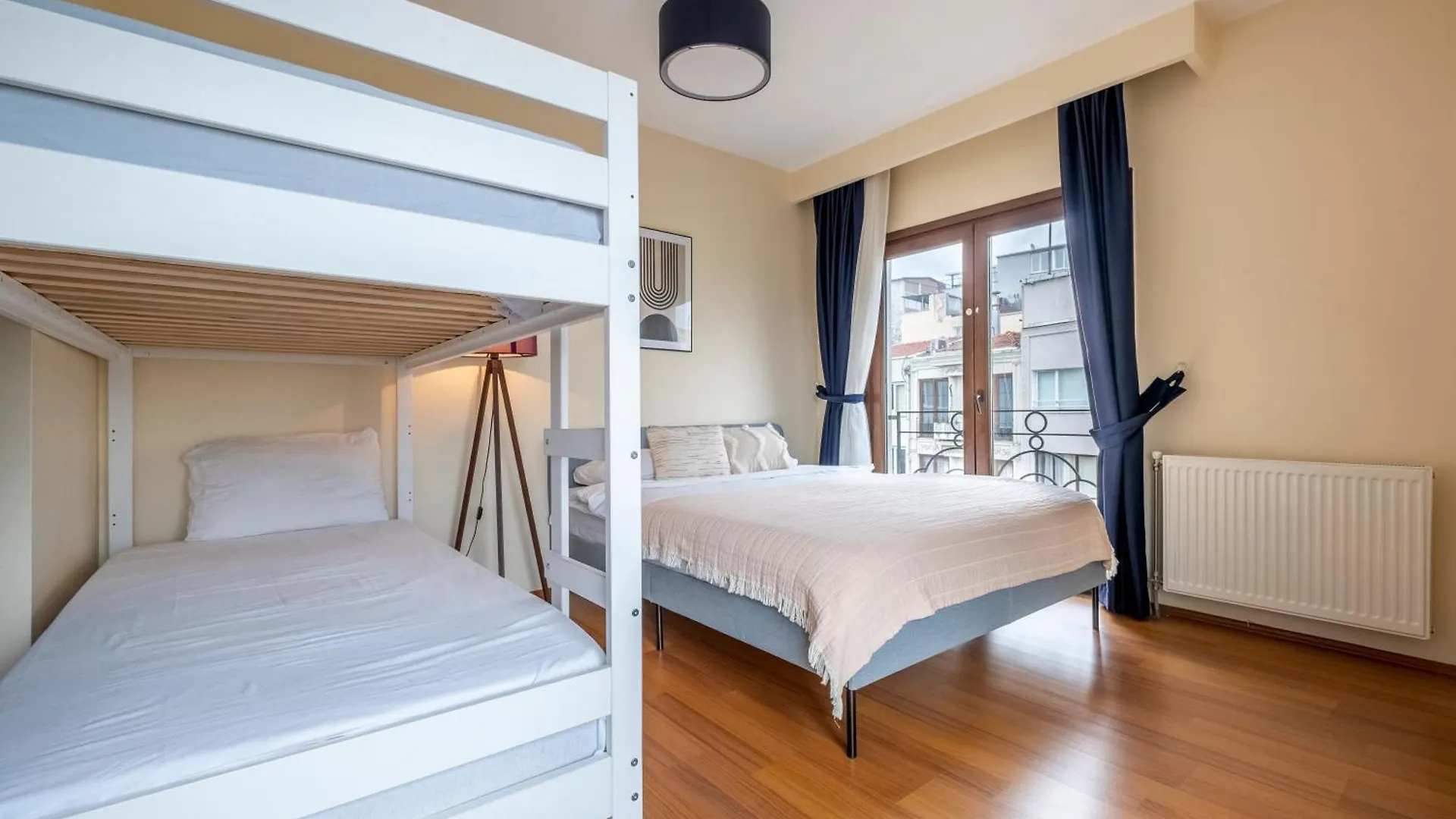 شقة Bosphorus View - Central Location - 3 Bedrooms - 2 Bathrooms اسطنبول