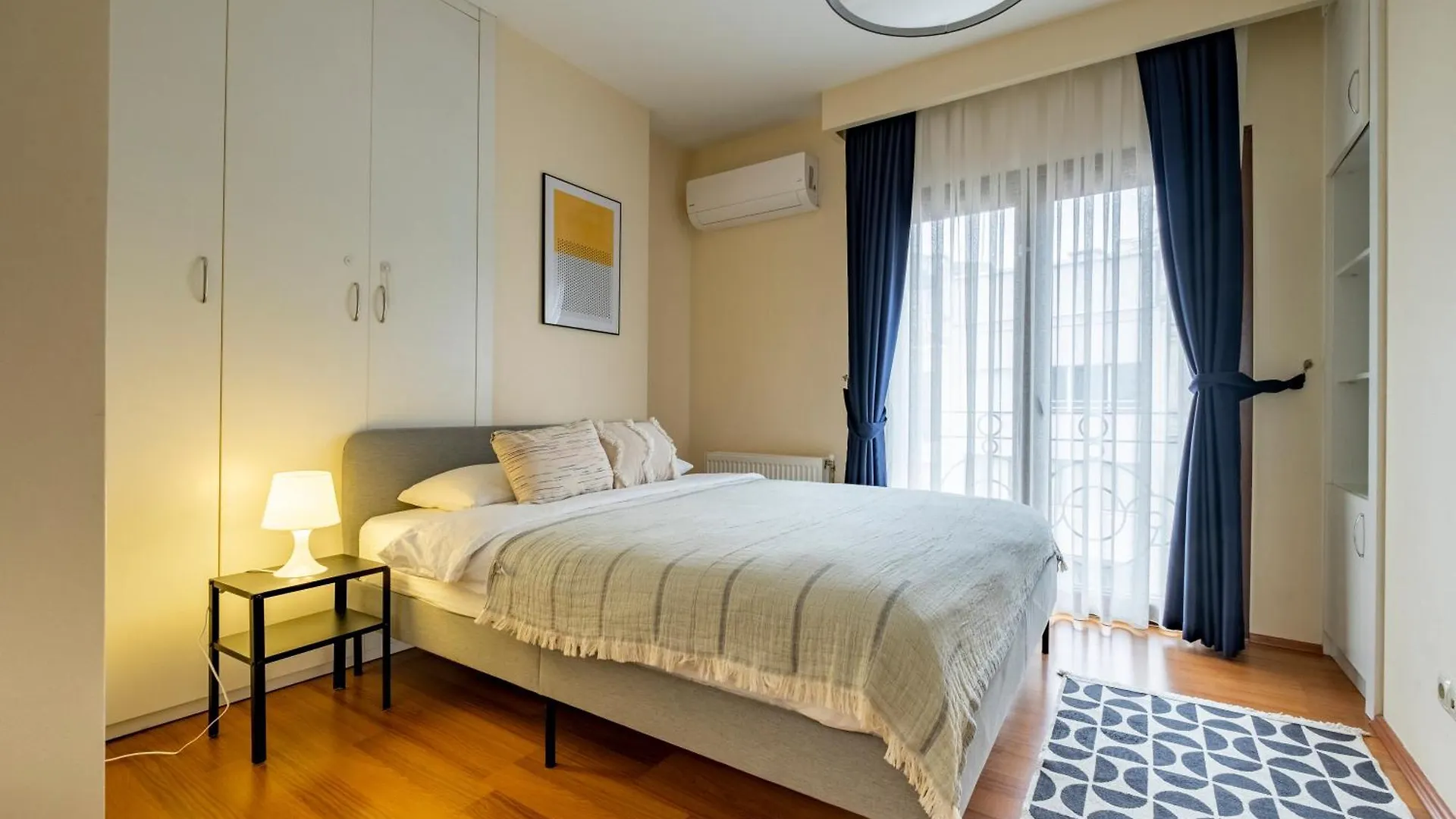 شقة Bosphorus View - Central Location - 3 Bedrooms - 2 Bathrooms اسطنبول تركيا